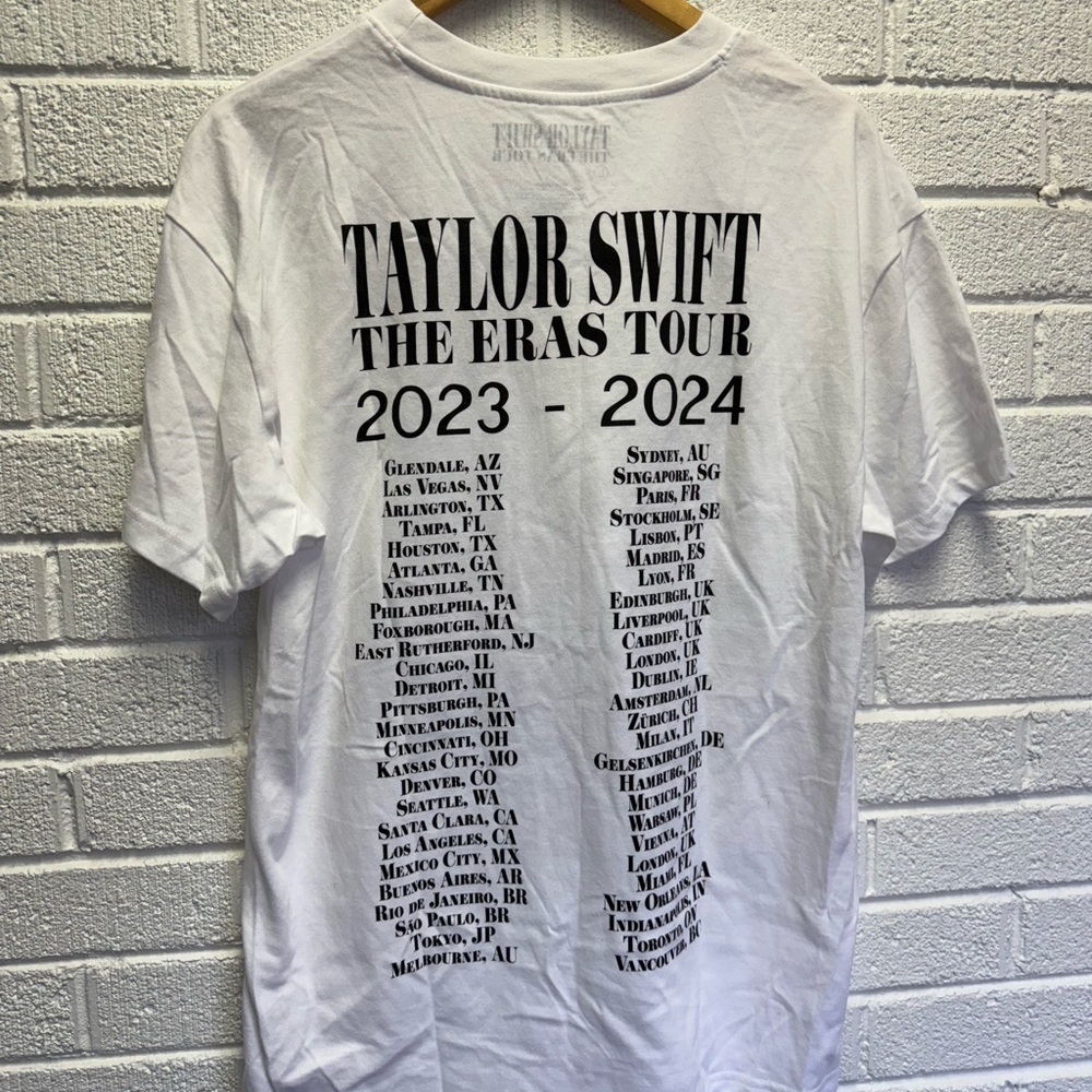 Taylor Swift The Eras Tour Official Merch White T-Shirt Large 2023-24 - Picture 7 of 11